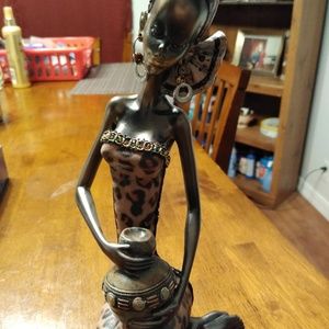 Beautiful women statue